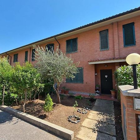 Casa Vacanze Le Rose Villa Gabbro Eksteriør billede
