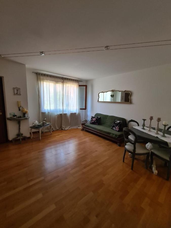Casa Vacanze Le Rose Villa Gabbro Eksteriør billede